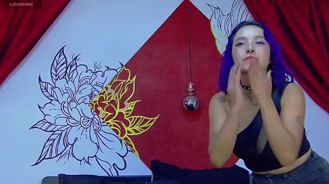 Alissa_Moon_ - Sexy naked dance + suck fingers 👅