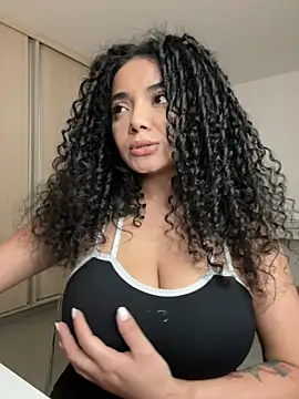 Curlyierr - TAKE OFF YOUR CLOTHES AND UNDRESS