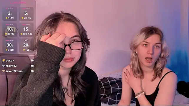 AlexxMichaell - 🤍Stick out tongue