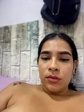 _VAL_XXX - FUCKME IN DOGGY 😈😈😈