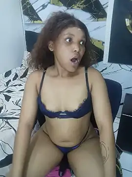 Glodenbutchy_ - Show Some Love Daddy