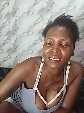 JUNIORBLACKBEAUTYJUXX01 - suck dildo