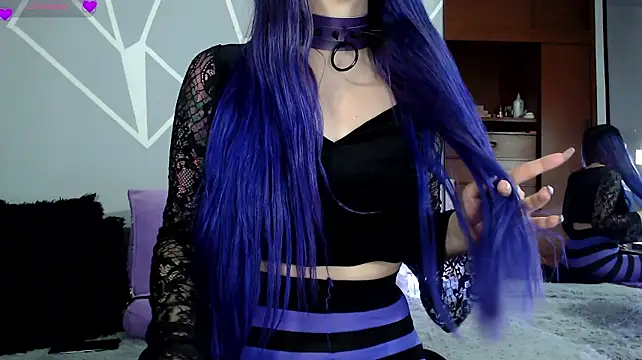 Karlamoon23 - Hand bra in bra