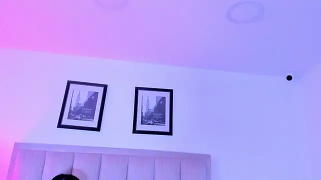 NicolJeans - show ass