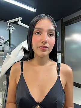 Nahomy_park - Plug anal