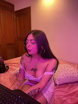 Valu_euphoria - FINGERING + ZOOM PUSSY