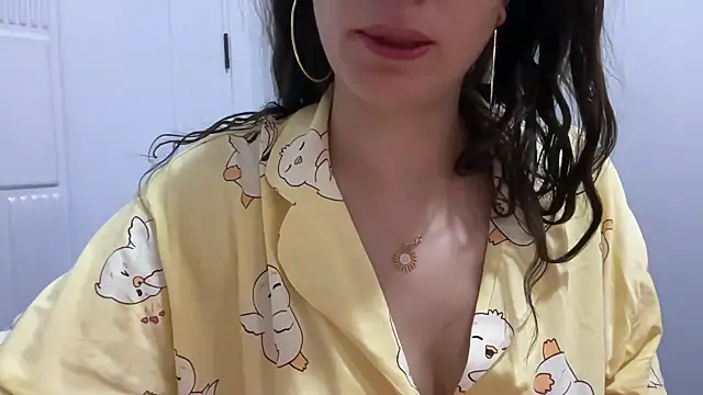 Zeze_2424 - Makyaj malzemeleri