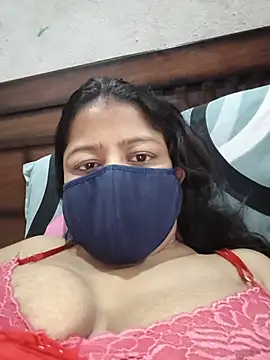 Priyadiwani - Cume in face public