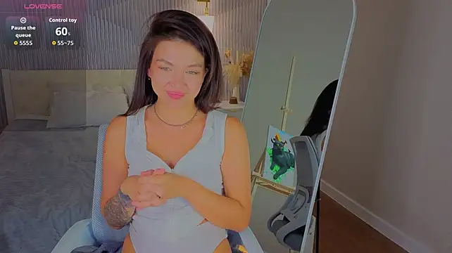 Megan_Fosterr - make me wet💦