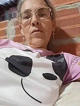 NanitaFun - Oil on the buttocks