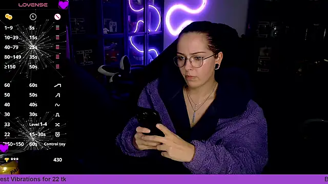 MaryPeach666 - because i deserve it daddy