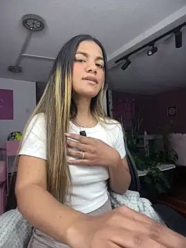 AngelPinkk_ - show ass garden spank