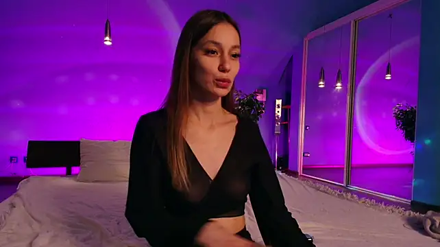 AlikaKir - I want more vibrations💦