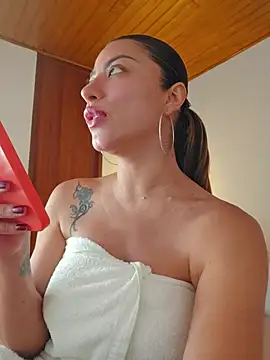 Karen_San_Miguel - Oil on my tits + spit tits +hot video😈