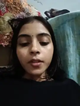 Nandundi - Show pussy in public