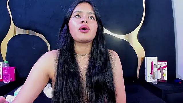 SweetLuna2 - On all fours + dildo