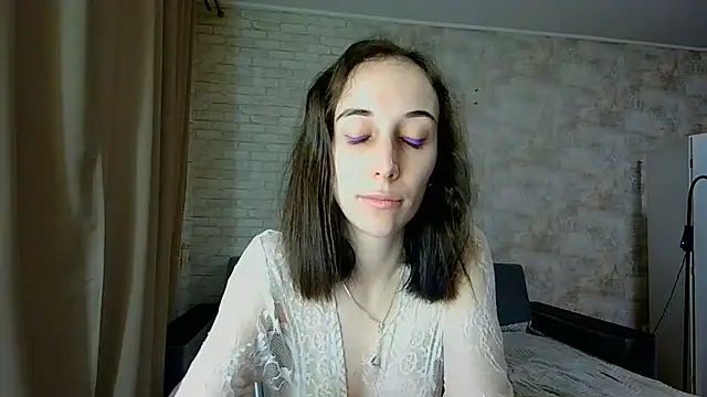 Anika_bloom