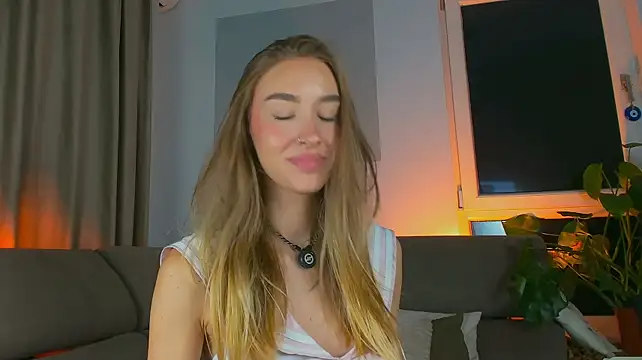 SugarSkye - Deep throat vibes only 🤤