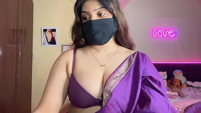 Cherry_jerry - candle wax on boobs