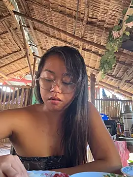 Juliet_official_pro - Fully Naked tease in the bed