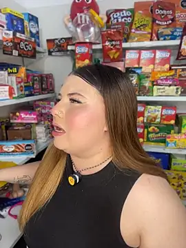 Kitty__pinnk - CONTROL DOMI x 2 MIN show titts