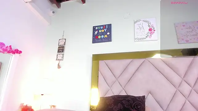 Celeste_bunny18 - GIANT DILDO IN MY ASS?
