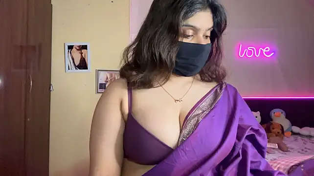Cherry_jerry - candle wax on boobs