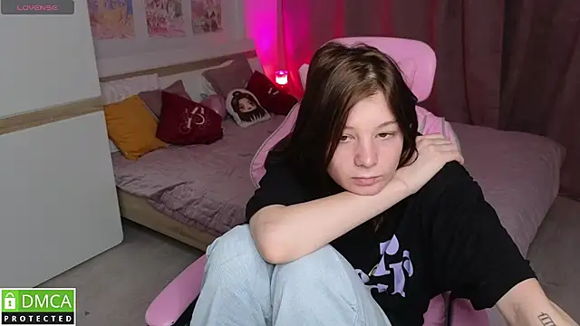 EllinEverly - chest 1 minute