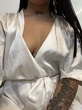 Mia-Medina - destroy pussy