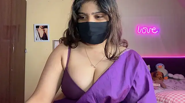 Cherry_jerry - candle wax on boobs
