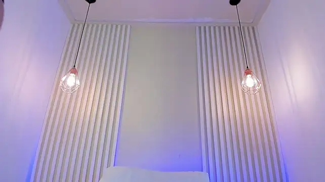 Ariiablake_ - show boobs and lick