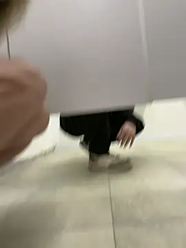 Pink_Kiss - underboob view both in toilet