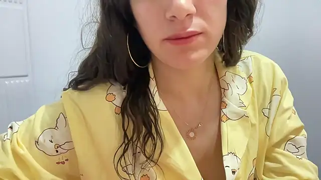 Zeze_2424 - Makyaj malzemeleri