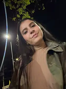 AlannaEvons - Tits Out + Spank In Public 🍒😈