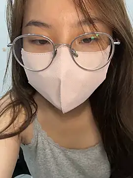 -MinMin_ - tài trợ domi cho em với ạ 😘