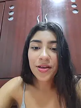 Sweed-virgin-pussy - big squirt + oil on my tits