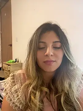 MiiaGreys - Spanks big ass