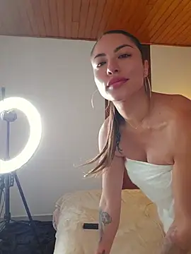 Karen_San_Miguel - Oil on my tits + spit tits +hot video😈