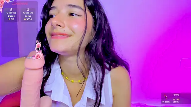 Ivy_petit - Three fingers in my mouth🖖🏻😊💦