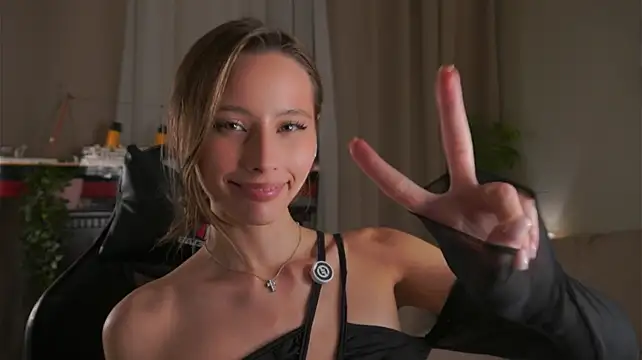 EditaBails - Sexy dancing front of u