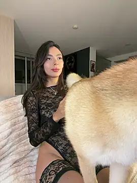 ZaraLuuv - I pull my butt plug out right in ur face