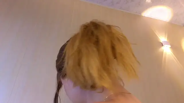 Emmaa_Blonde - plug anal