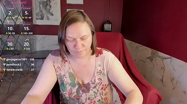 KellyPerfection - oiled ass