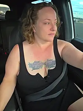 Julimonroe - Play w/ this wet hairy pussy in ur face