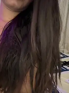 WifyHubby_38 - Hicky on both boobs 🥵🔥