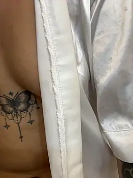 Mia-Medina - oil in my ass