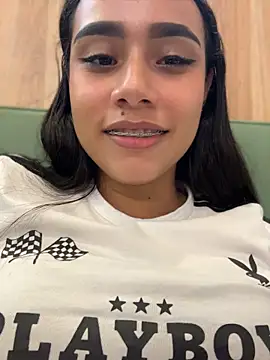Sara-Castillo - BIG SQUIRT IN THE MEN'S BATHROOM 💦🍆