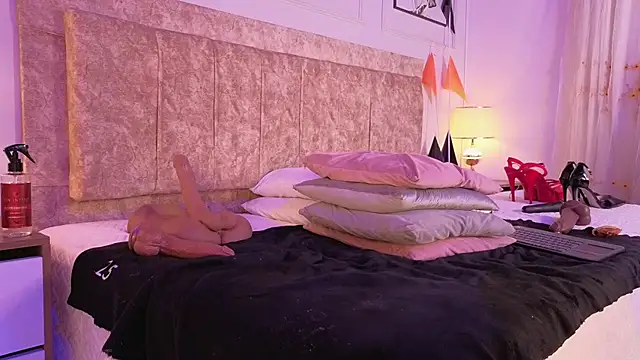 Joy_deepxxx - Fingers in ass 👉🏼🍑
