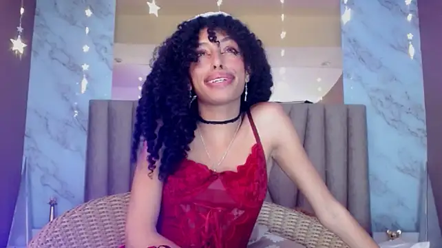 Tamia_rose - Oil on my ass and legs 🍑🔥