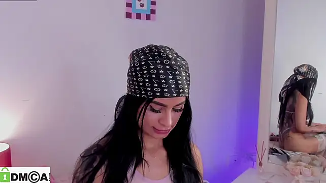 Cilie_lee - Anal Plug on close up